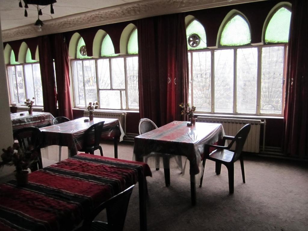 Sultan Hotel Amman Exterior foto